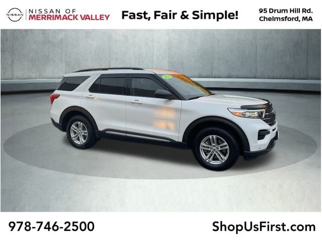 2023 Ford Explorer XLT's photo