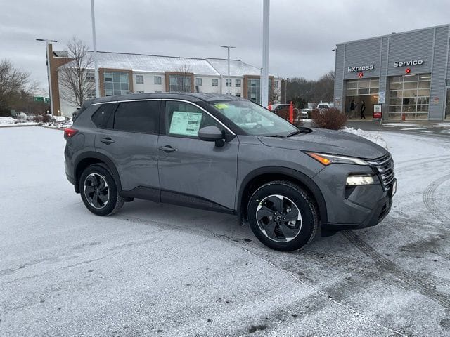 2026 Nissan Rogue SV's photo