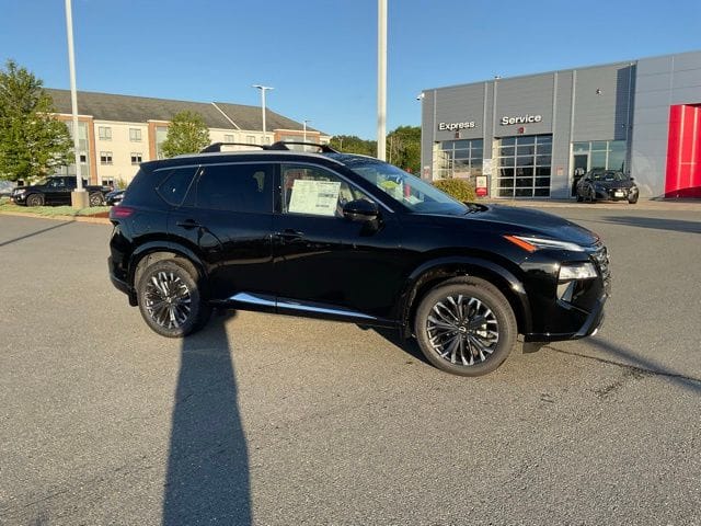 2026 Nissan Rogue Platinum's photo