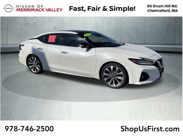 2023 Nissan Maxima Platinum's photo