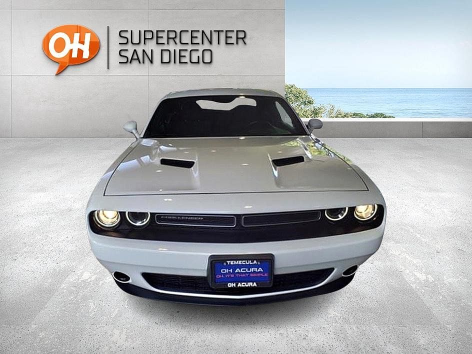 Used 2019 Dodge Challenger SXT with VIN 2C3CDZAGXKH627941 for sale in Temecula, CA