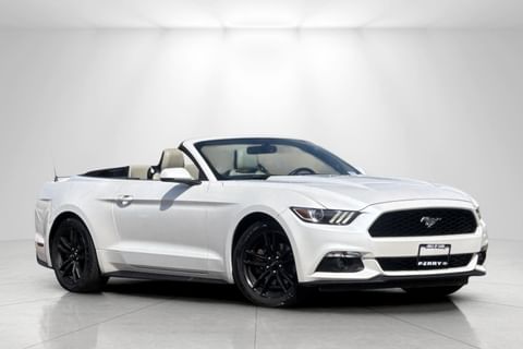 1 imagen de 2017 Ford Mustang EcoBoost Premium