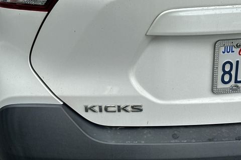 2019 Nissan Kicks SV
