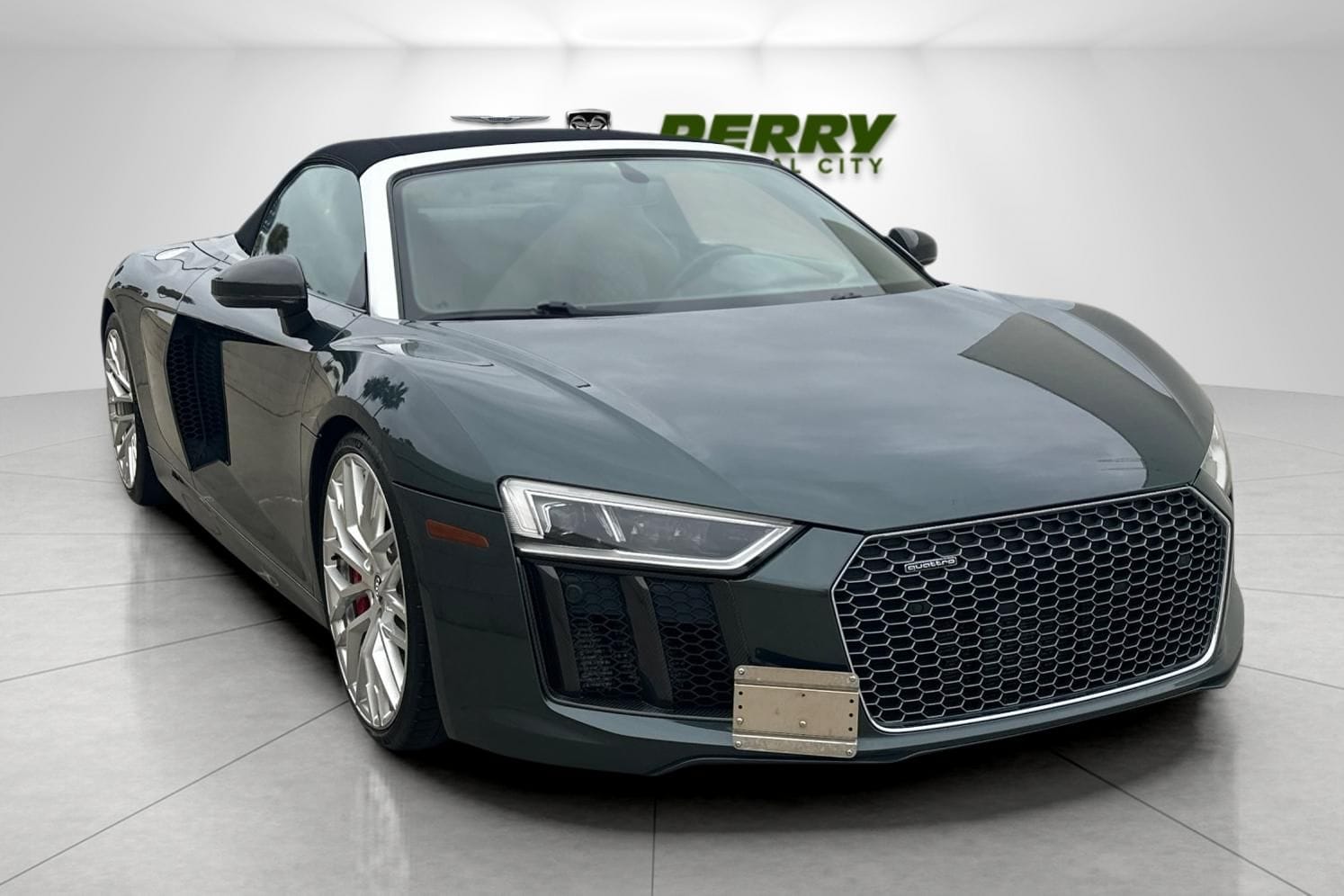 2017 Audi R8 V10 Spyder quattro S tronic's photo