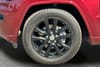 33 thumbnail image of  2018 Jeep Grand Cherokee Altitude