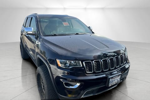1 image of 2019 Jeep Grand Cherokee Limited