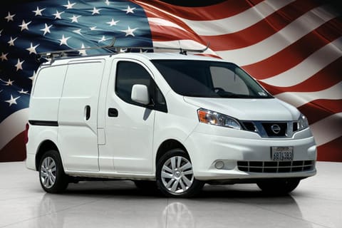 1 image of 2020 Nissan NV200 SV