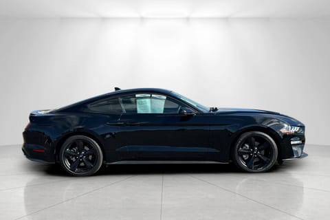 2021 Ford Mustang EcoBoost