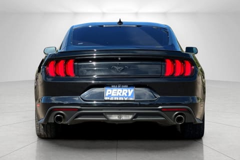 2021 Ford Mustang EcoBoost