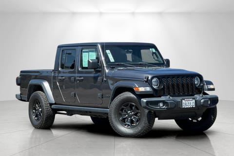 1 image of 2021 Jeep Gladiator Sport