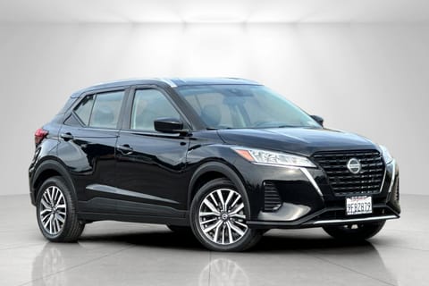1 image of 2021 Nissan Kicks SV