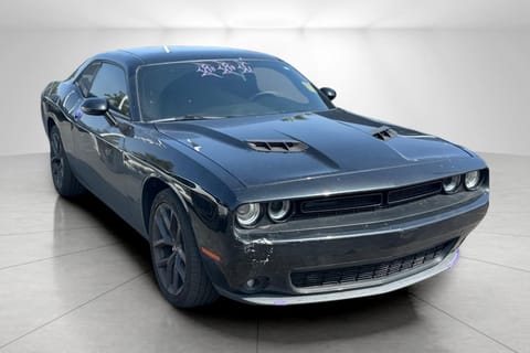 1 image of 2022 Dodge Challenger SXT