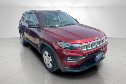 1 image of 2022 Jeep Compass Latitude