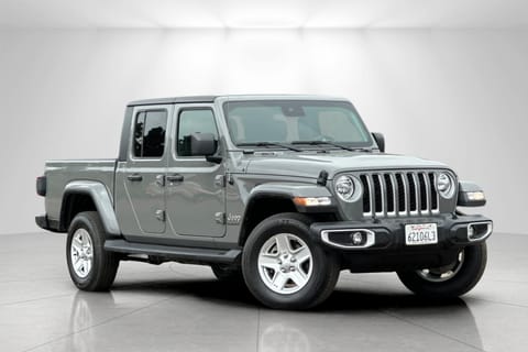 1 imagen de 2022 Jeep Gladiator Overland
