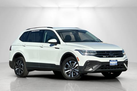 1 image of 2022 Volkswagen Tiguan S
