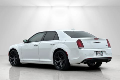 2023 Chrysler 300 S