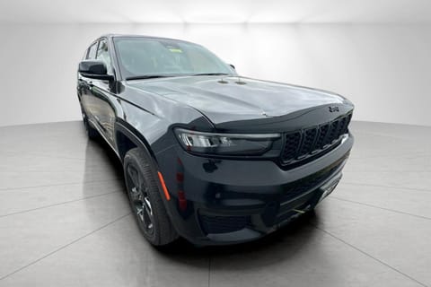 1 imagen de 2023 Jeep Grand Cherokee L Altitude