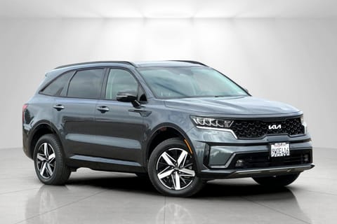 1 image of 2023 Kia Sorento EX