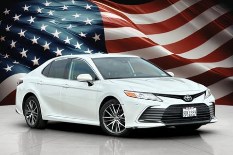 1 imagen de 2023 Toyota Camry XLE