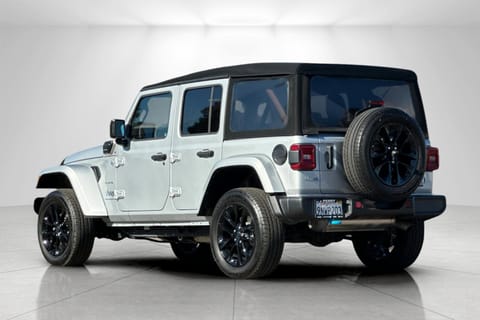 2024 Jeep Wrangler Sahara 4xe