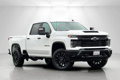 1 image of 2025 CHEVROLET SILVERADO 2500HD 4WD CREW CAB 159  CUSTOM