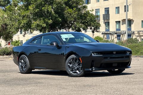 1 imagen de 2026 Dodge Charger R/T