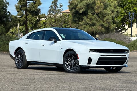 1 imagen de 2026 Dodge Charger R/T