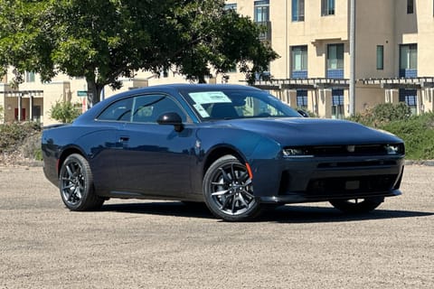 1 imagen de 2026 Dodge Charger R/T Scat Pack