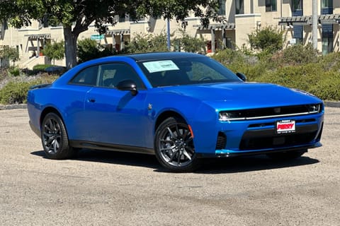 1 imagen de 2026 Dodge Charger Scat Pack Plus