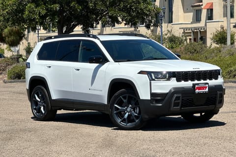 1 imagen de 2026 Jeep Cherokee