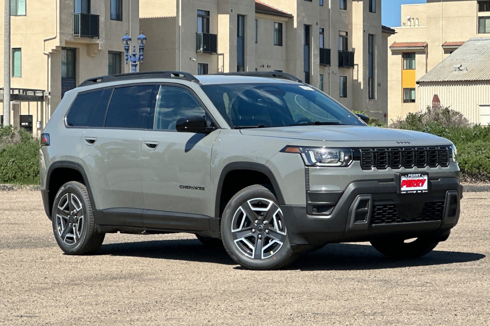 2026 Jeep Cherokee Laredo HEV 4X4's photo