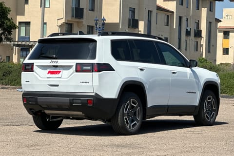 2026 Jeep Cherokee Laredo