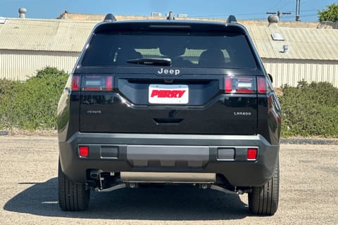 2026 Jeep Cherokee Laredo