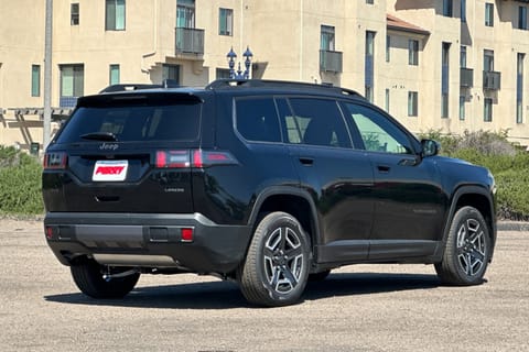 2026 Jeep Cherokee Laredo