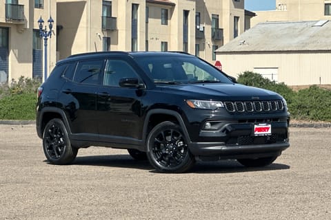 1 imagen de 2026 Jeep Compass Latitude