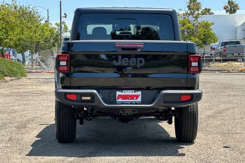 2026 Jeep Gladiator 85th Anniversary Edition