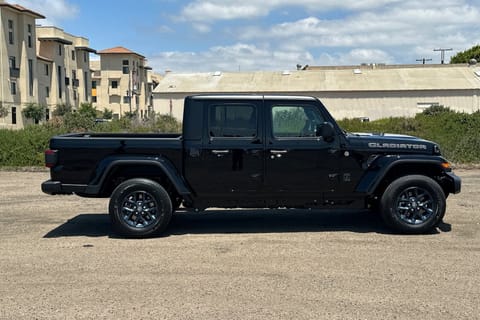 2026 Jeep Gladiator 85th Anniversary Edition