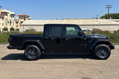 2026 Jeep Gladiator 85th Anniversary Edition
