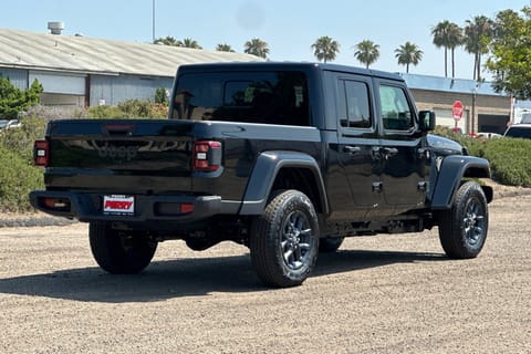 2026 Jeep Gladiator 85th Anniversary Edition