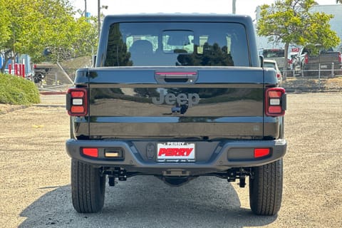 2026 Jeep Gladiator 85th Anniversary Edition