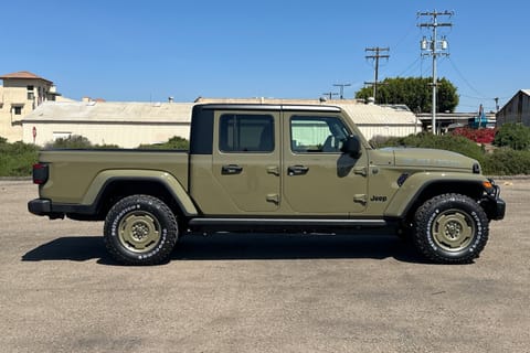 2026 Jeep Gladiator Willys 41