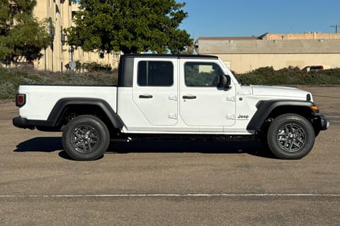 2026 Jeep Gladiator Sport S
