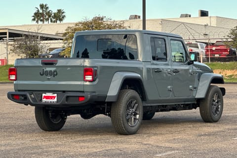 2026 Jeep Gladiator Sport S