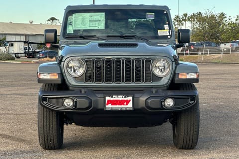 2026 Jeep Gladiator Sport S