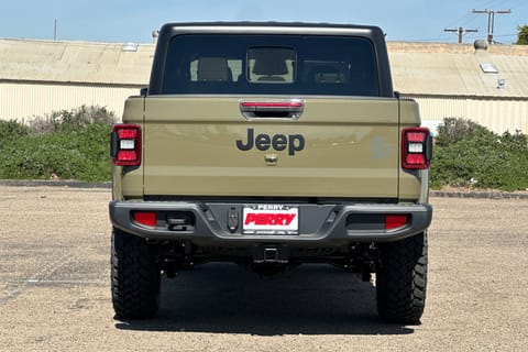 2026 Jeep Gladiator Willys 41