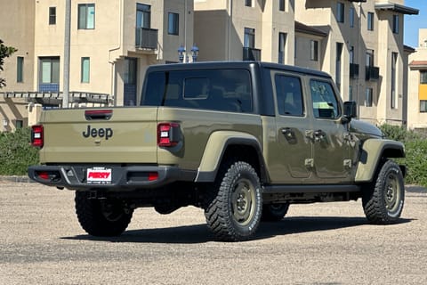 2026 Jeep Gladiator Willys 41