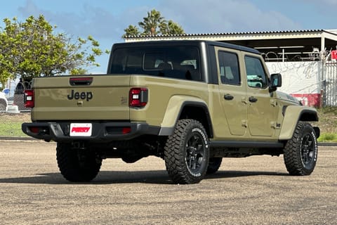 2026 Jeep Gladiator Willys
