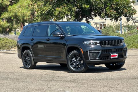 1 imagen de 2026 Jeep Grand Cherokee L Laredo