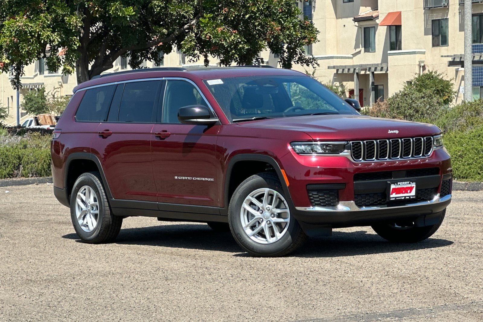 2026 Jeep Grand Cherokee L Laredo X 4x4's photo