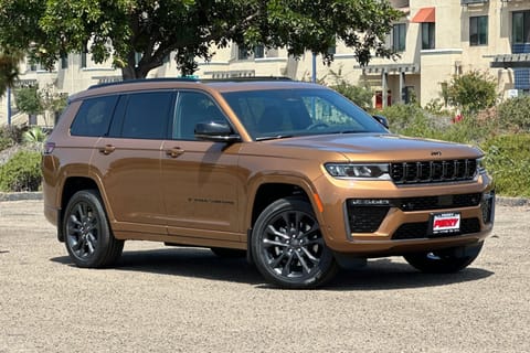 1 image of 2026 Jeep Grand Cherokee L Limited Reserve